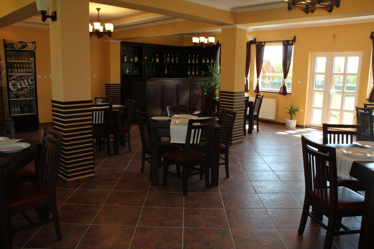 Gyongyvirag Panzio Bed & Breakfast Turia Luaran gambar