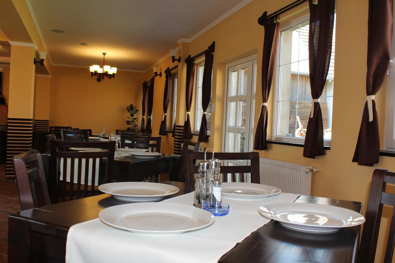 Gyongyvirag Panzio Bed & Breakfast Turia Luaran gambar